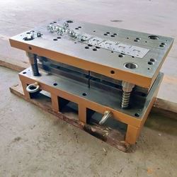 Punching Metal Progressive Die Mould, Hydraulic Press Dies Punching Tools, Punching Tool Stamping Die